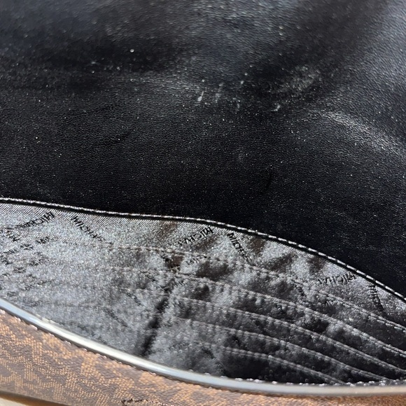 Michael Kors Leather Clutch Bag New - Picture 4 of 5